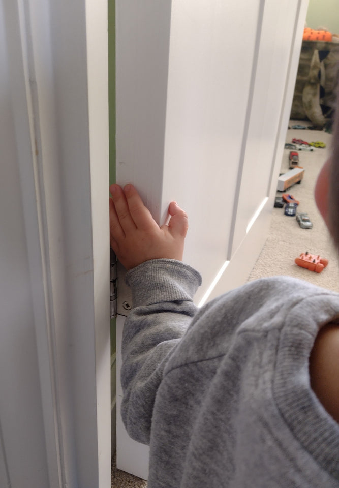 Improve door safety in childcare settings including Schools, Nurseries and Childminder premises by fitting the self-adhesive Finger Clear door guard.